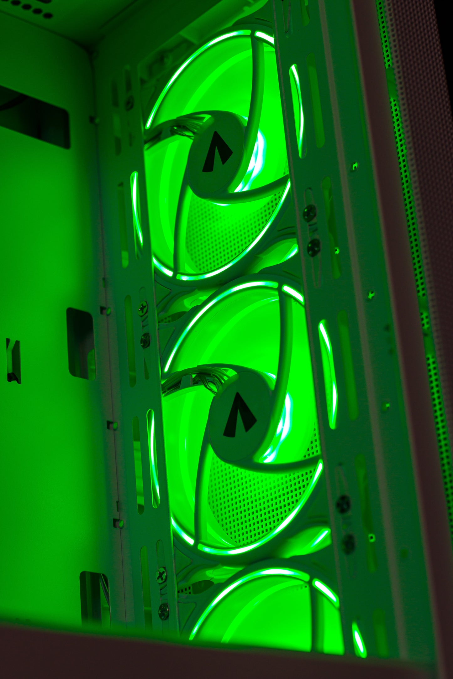 ZephyrHawk Gaming PC Desktop AMD Ryzen 5 16/32GB RAM 1TB SSD Nvidia RTX 3050 Windows 11