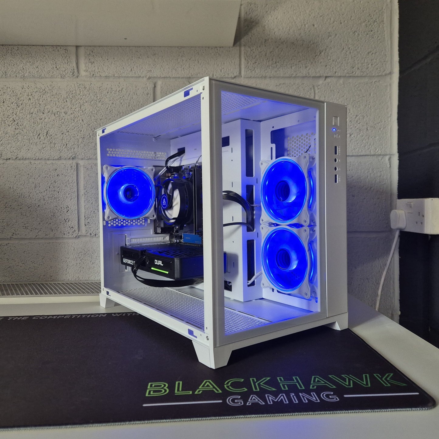 Gaming PC Desktop Ryzen 7 5700X 32GB RAM 1TB NVMe Nvidia RTX 5060 Windows 11